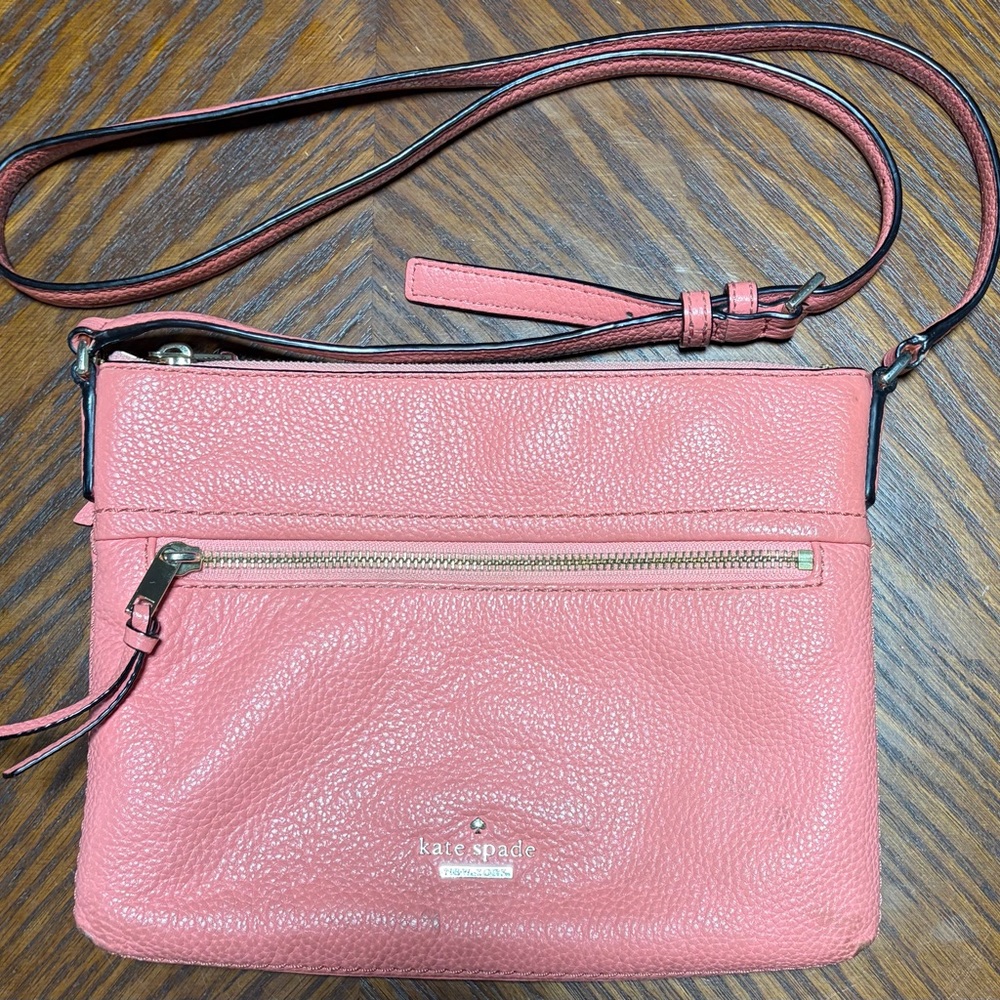 Kate Spade New York Jackson Street Gabriele leather crossbody Coral
